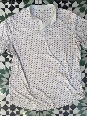 Mantra Off-White Collarless Polo with Maroon Paper Crane Pattern